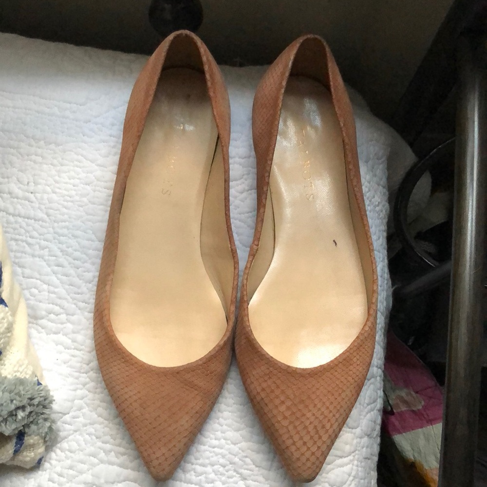 Talbots flats - Picture 3 of 6
